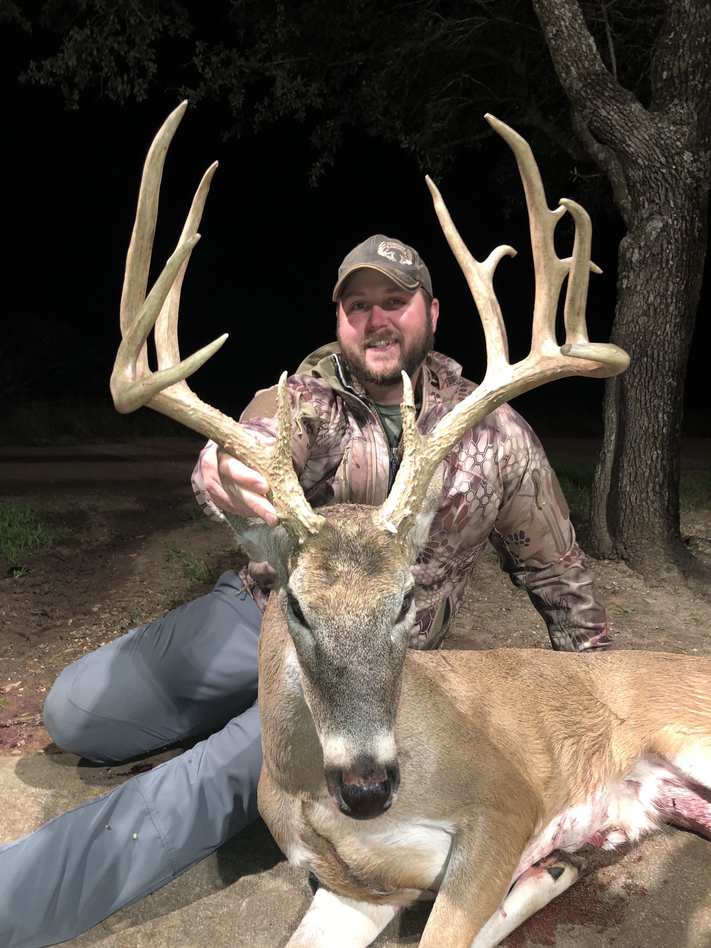 Guided Whitetail Deer Hunting Trips in Texas - No Trophy Fee | Schmidt