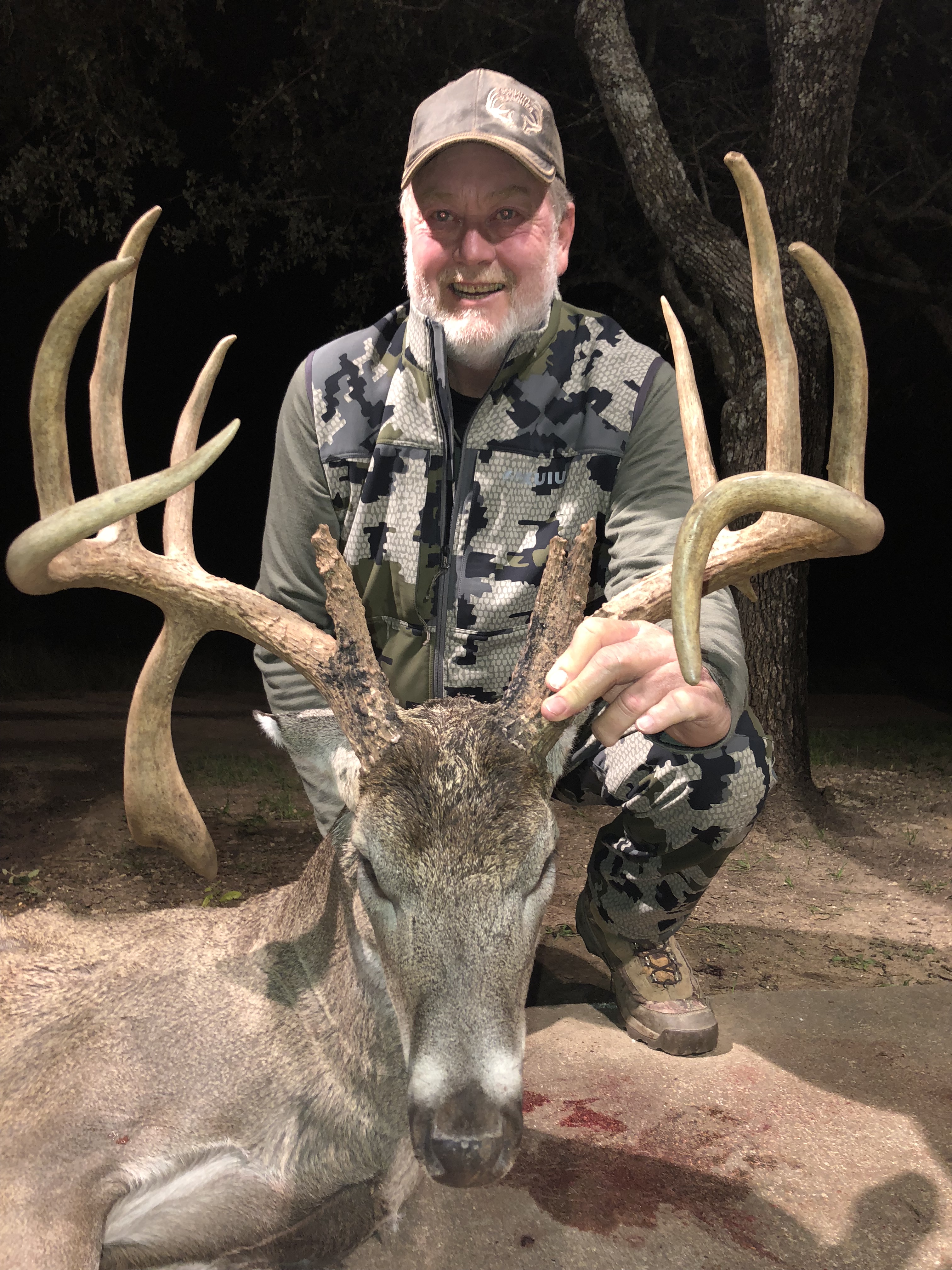 hunting trips texas whitetail deer